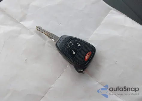 2010 Jeep Liberty Sport из США, поврежденный, VIN 1J4PN2GK4AW135171